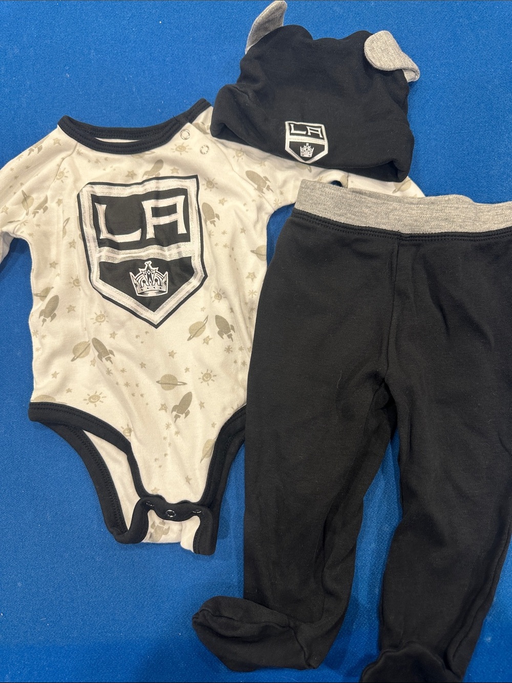 NHL Los Angeles Kings Black & White Baby Matching Set